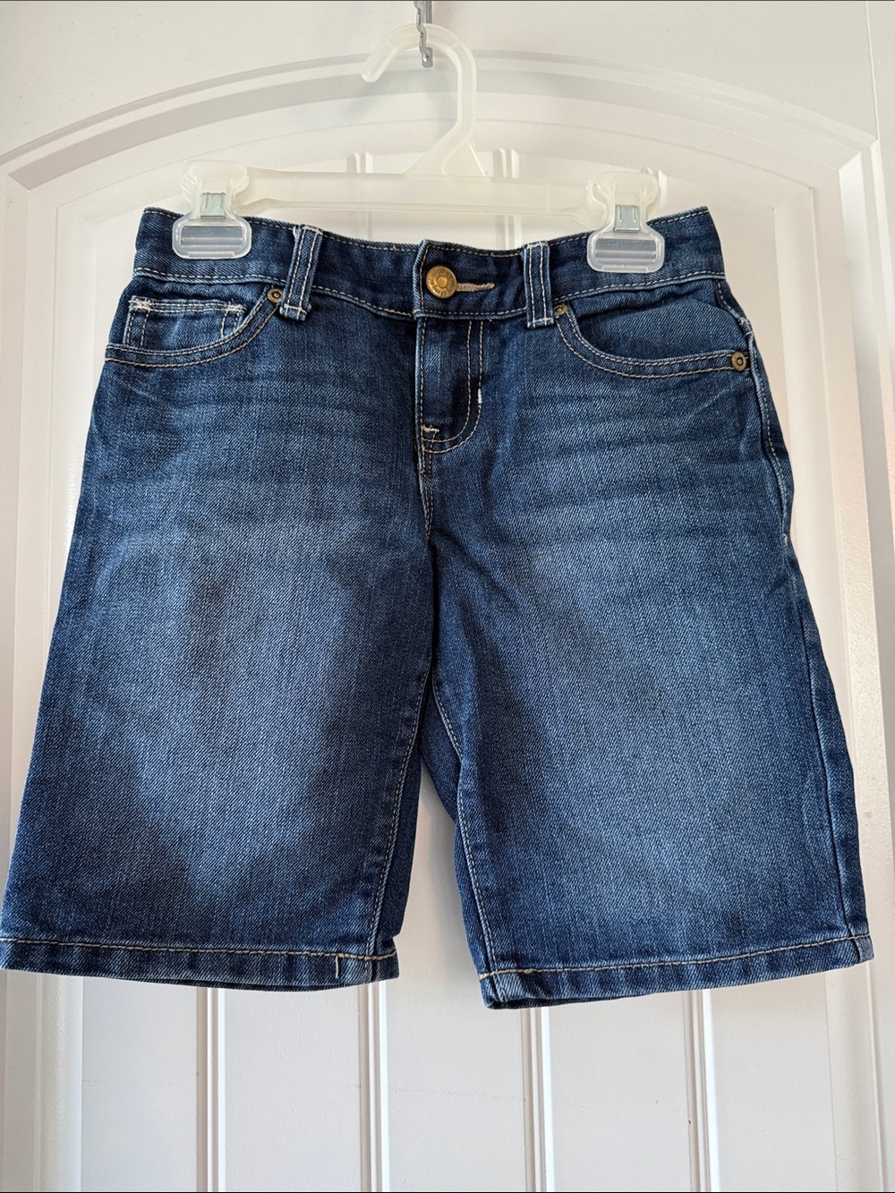 Gently worn Old Navy girls Dark Wash Denim Shorts